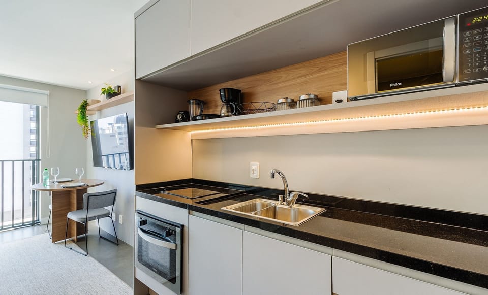 Basic Apartment | Private kitchen | Cookware/dishes/utensils