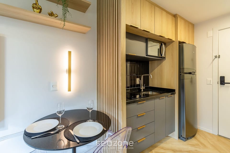 Basic Apartment | Private kitchen | Cookware/dishes/utensils