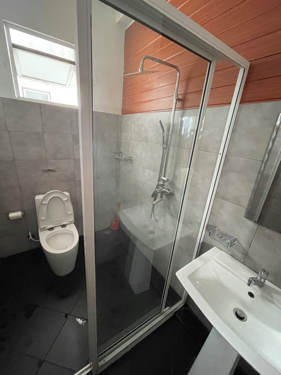 Kings Gate Airport transit Hotel Hotel in Negombo