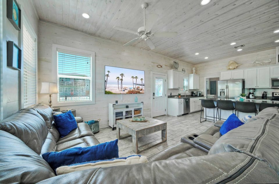House (Multiple Bedrooms) | Interior