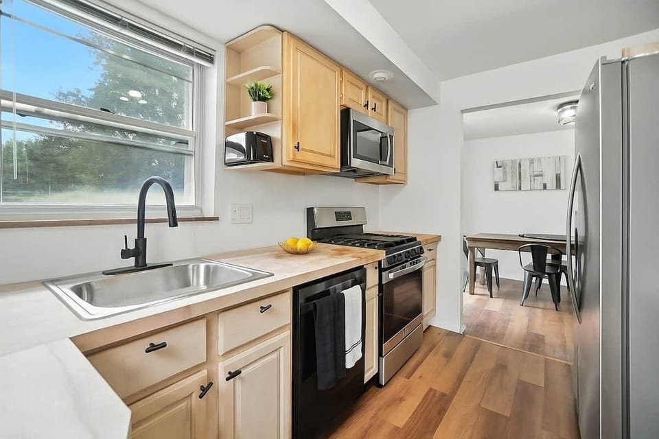 Fully Equipped Kitchen For Long Term Stay 