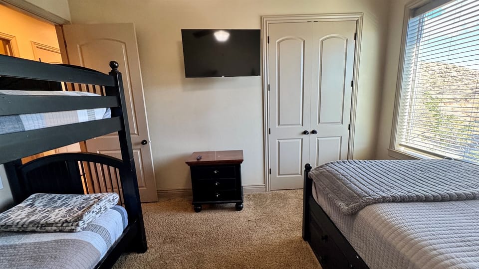 Bunk Room