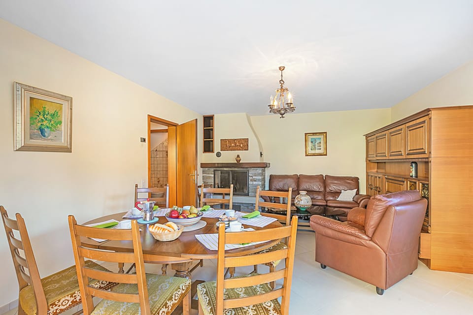 Living and dining room