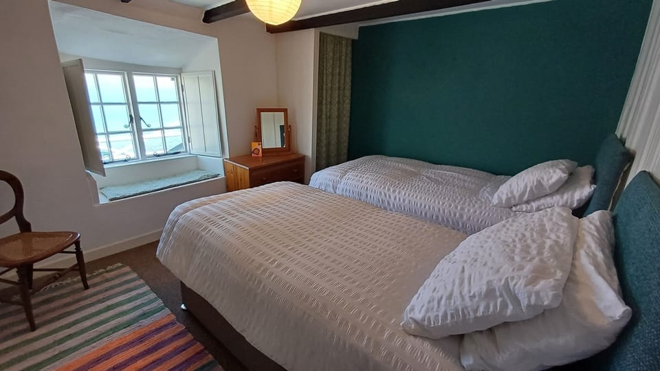 Standard Twin Room, Sea View | Free WiFi, bed sheets