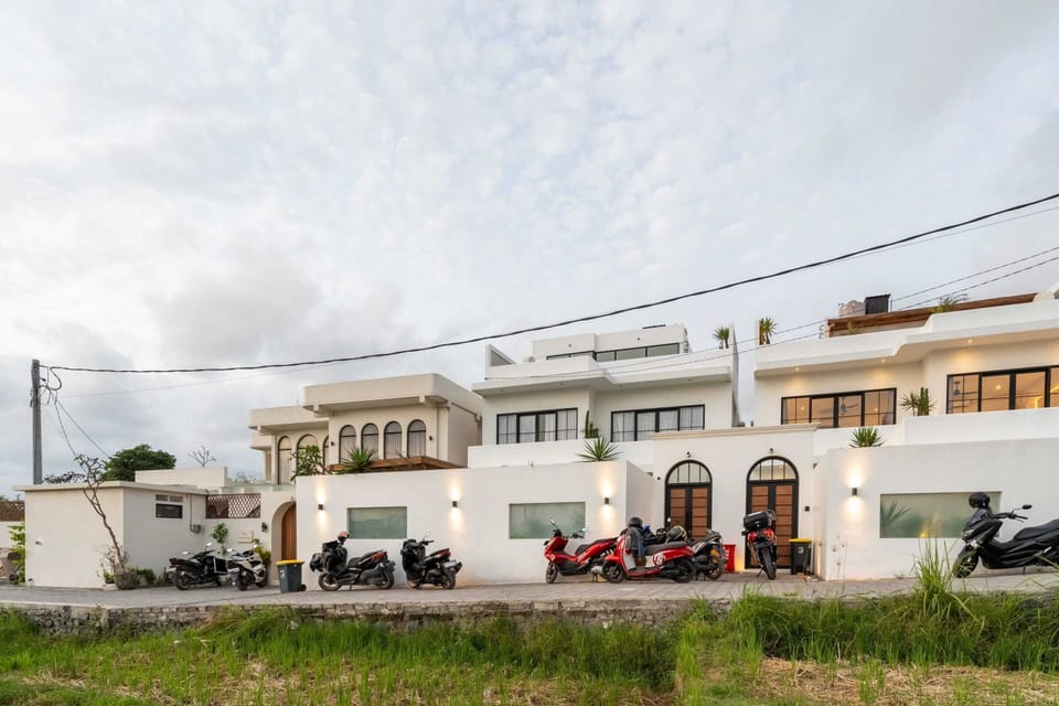 Basic Villa | Exterior