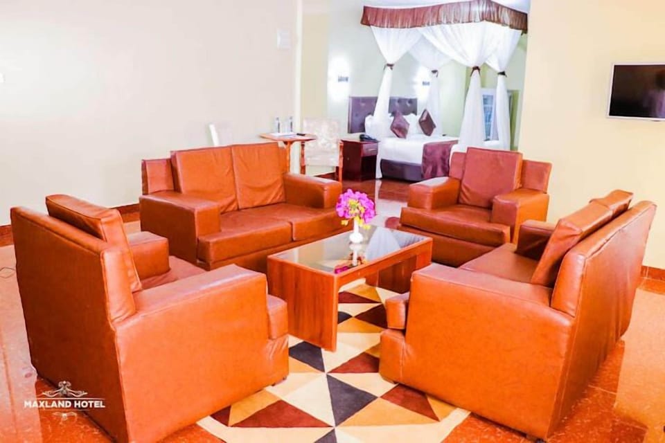 Deluxe Double Room, City View | Free WiFi, bed sheets