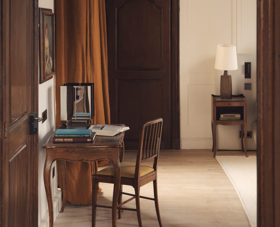 Junior Suite | In-room safe, blackout drapes, soundproofing, free WiFi