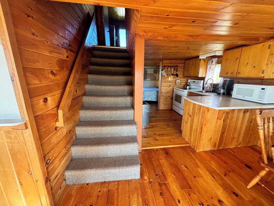Standard Duplex, 3 Bedrooms, Ocean View, Beachfront | Living area | Flat-screen TV, fireplace