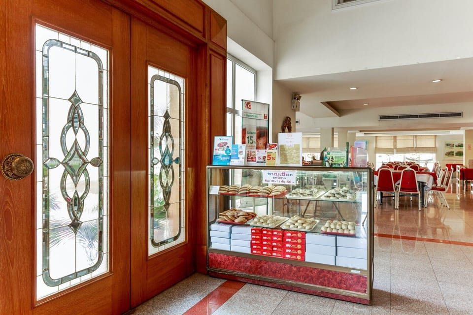 Entrance / Reception