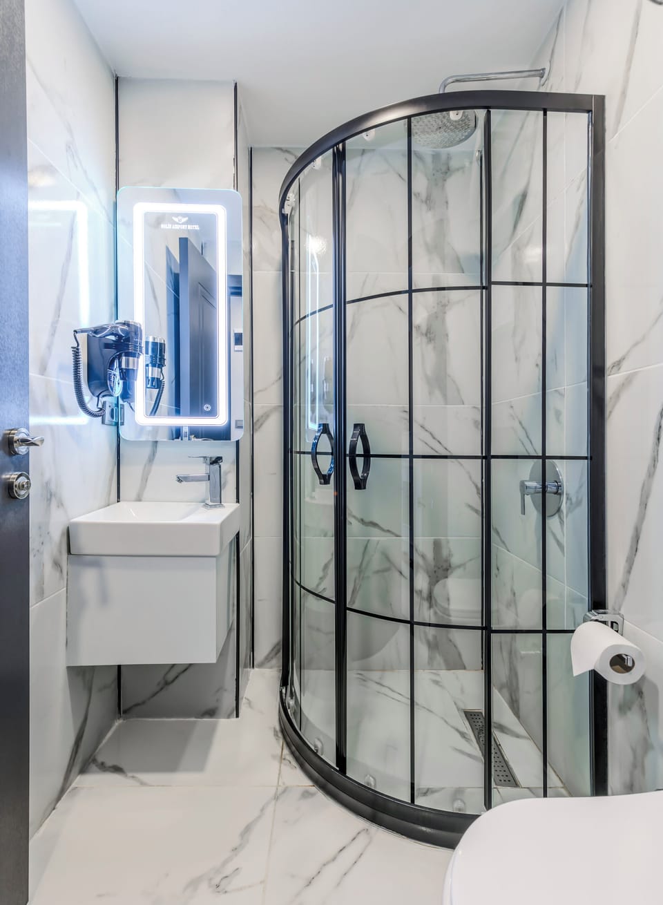 Standard Double Room, City View | Bathroom | Free toiletries, hair dryer, slippers, soap
