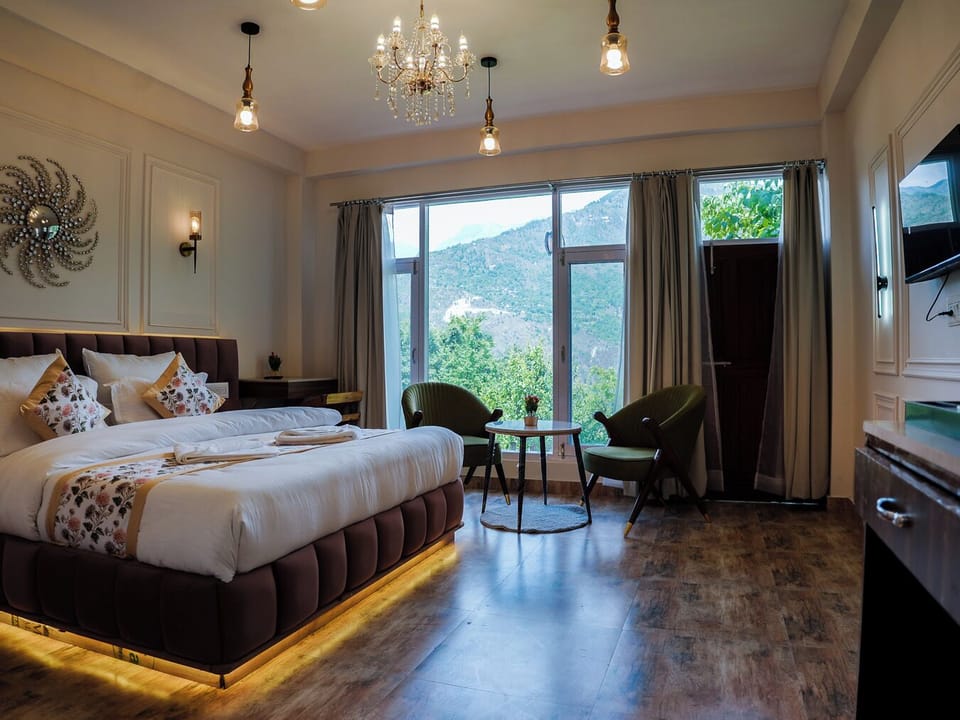 Premium Double Room | Free WiFi