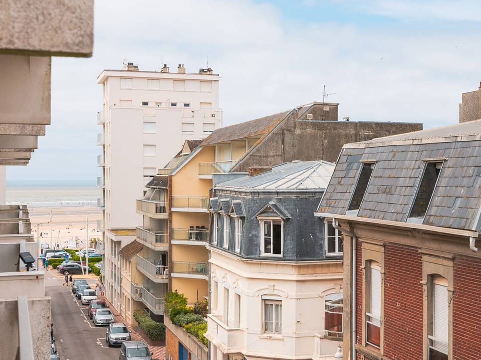 Beach/ocean view