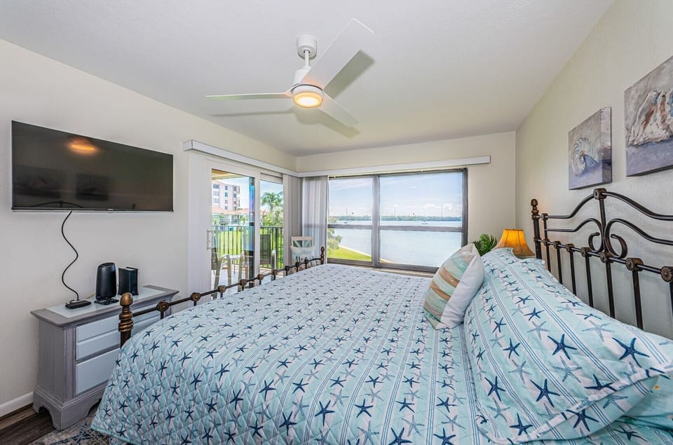 13-web-or-mls-Bedroom 1b