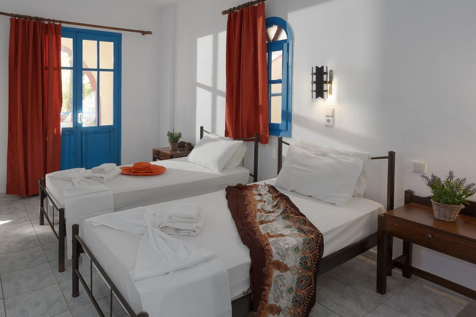Comfort Triple Room, Bay View | In-room safe, free WiFi