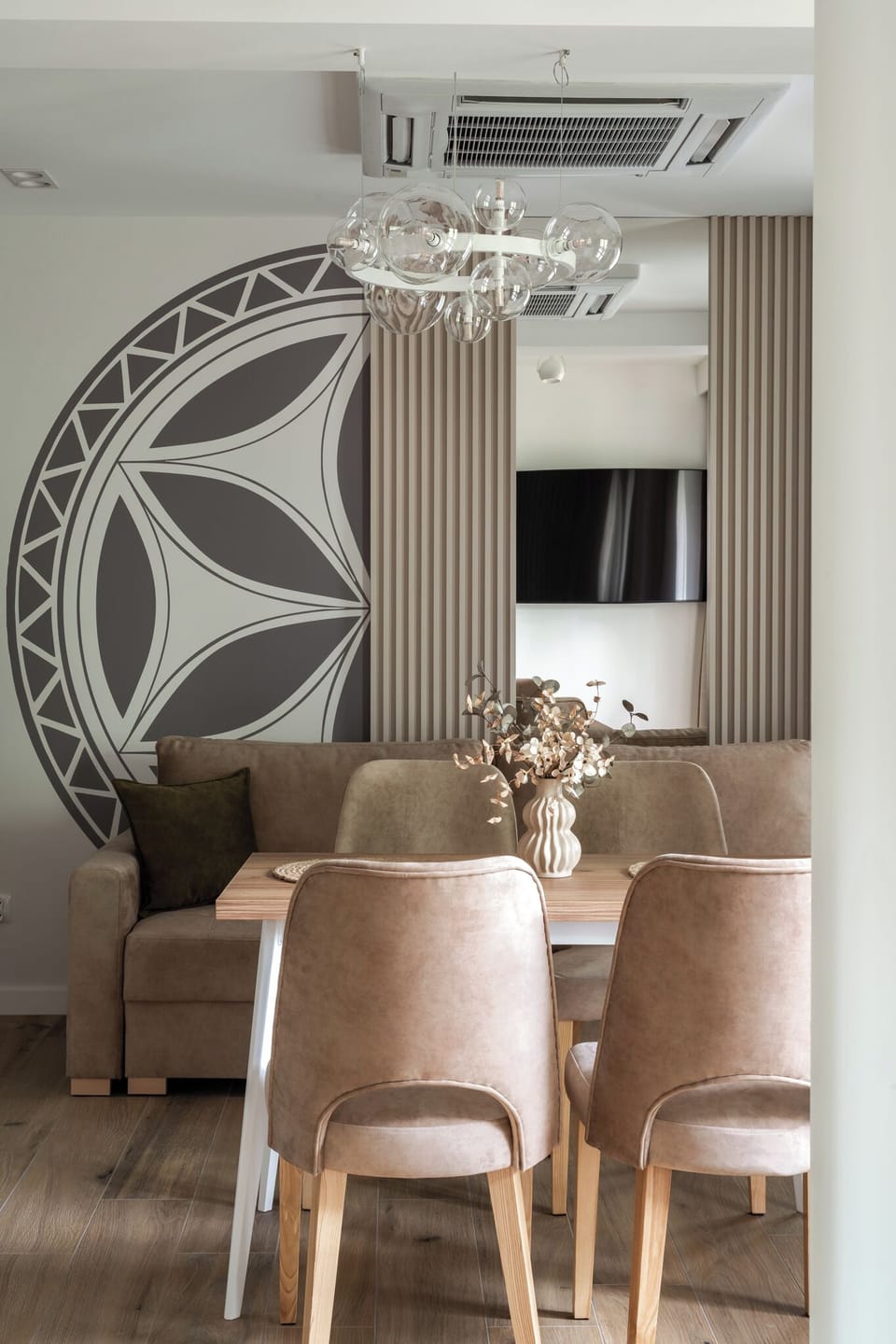 Deluxe Apartment, Balcony | Living area