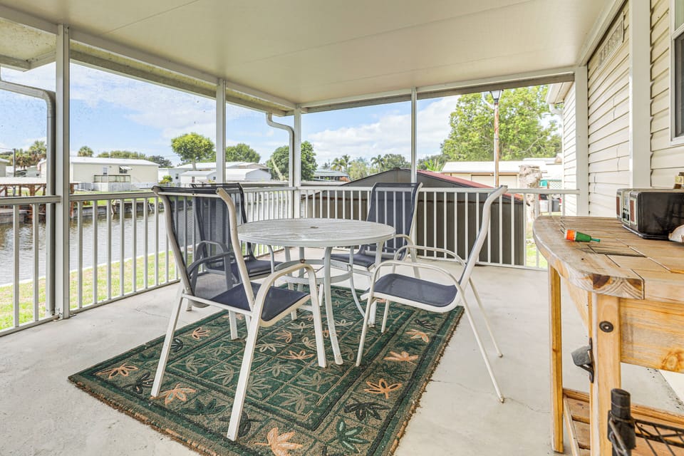 House (3 Bedrooms) | Front of property