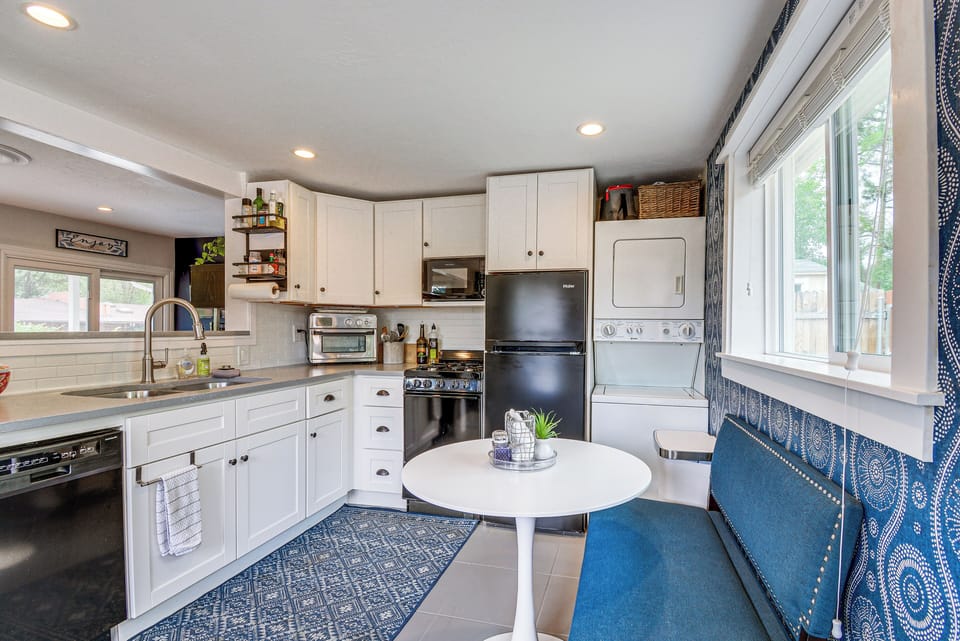 House (2 Bedrooms) | Interior