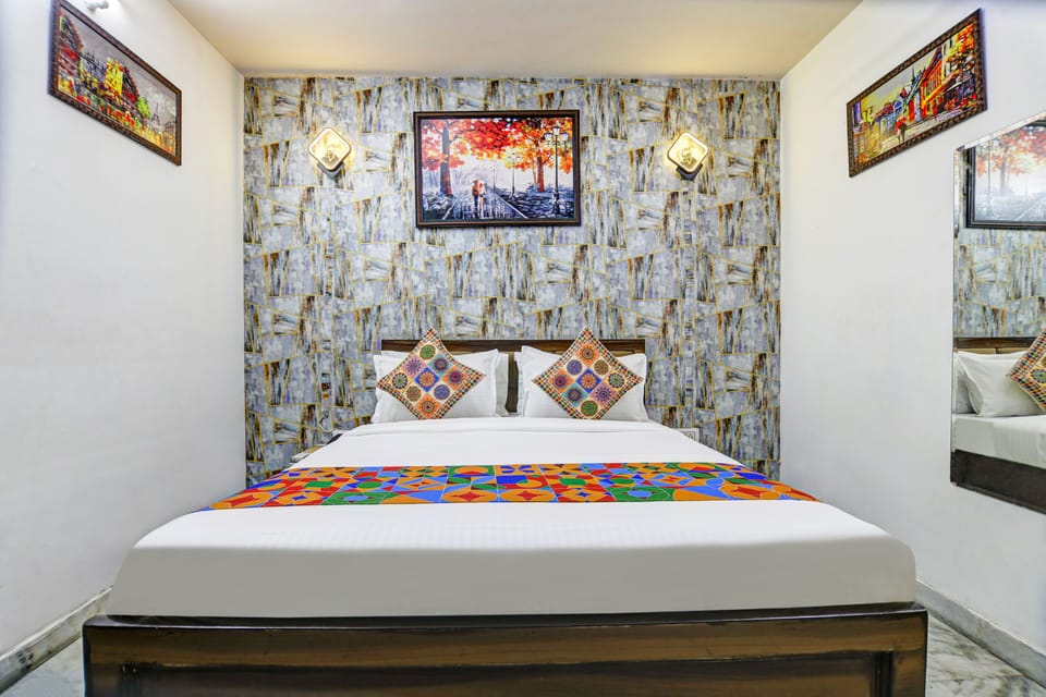 Standard Room | Individually decorated, individually furnished, desk, laptop workspace