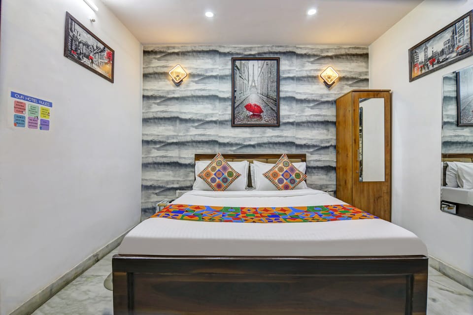 Deluxe Room | Individually decorated, individually furnished, desk, laptop workspace