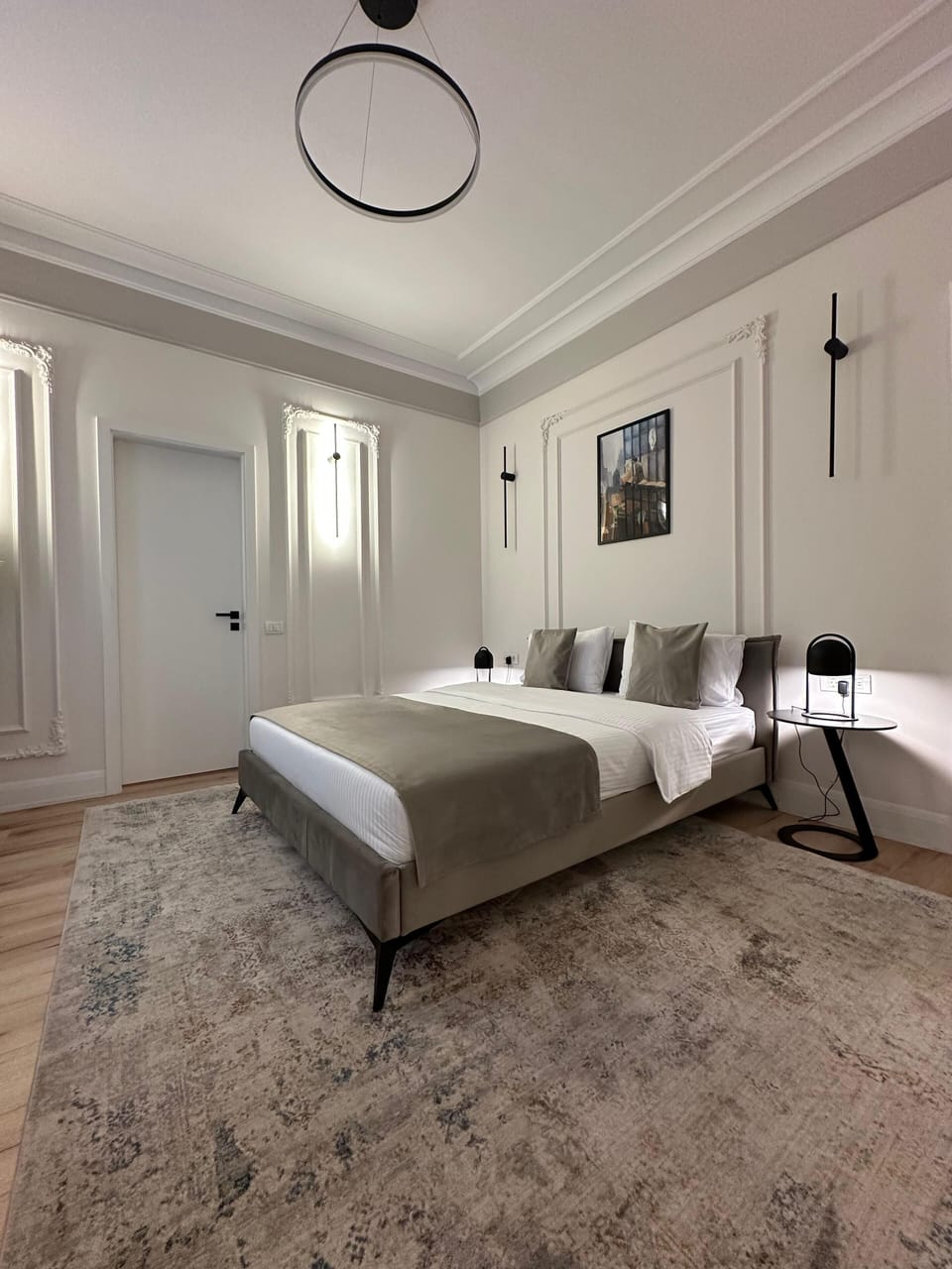 Apartment | In-room safe, iron/ironing board, free WiFi