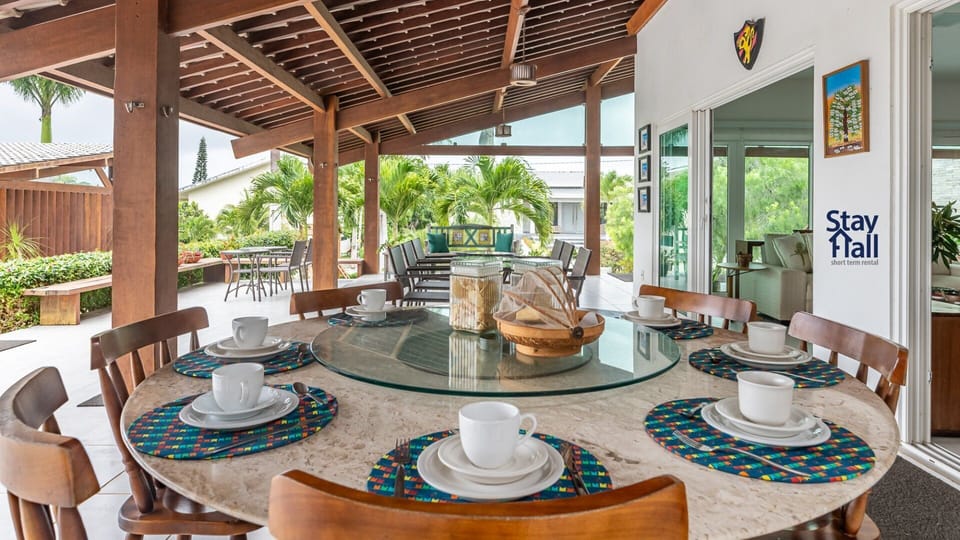 Villa | Outdoor dining