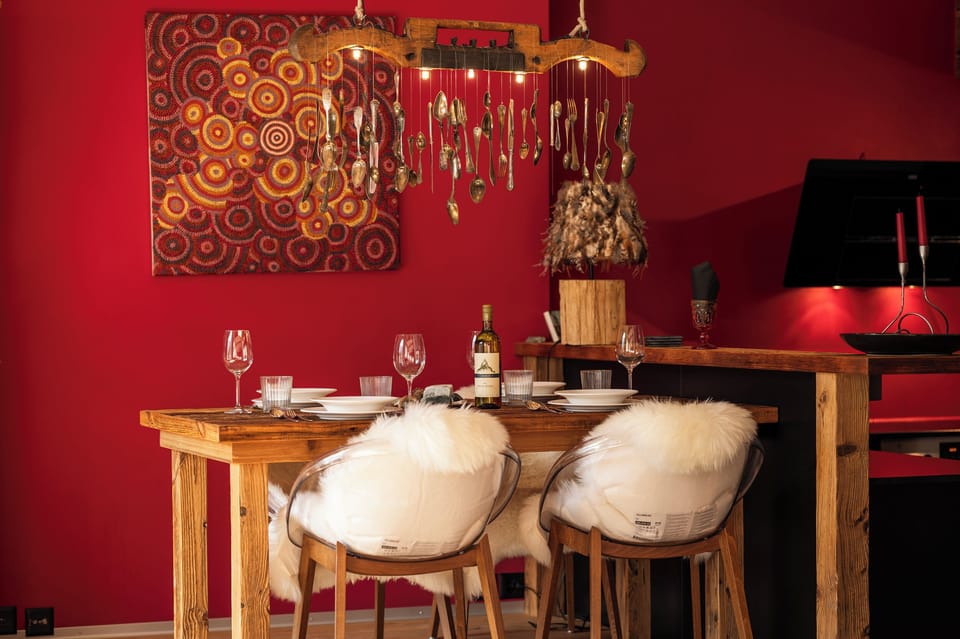 Apartment, Balcony, Mountain View | In-room dining