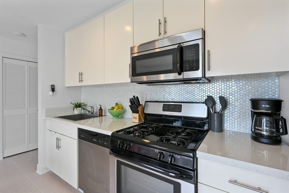 Stainless appliance package