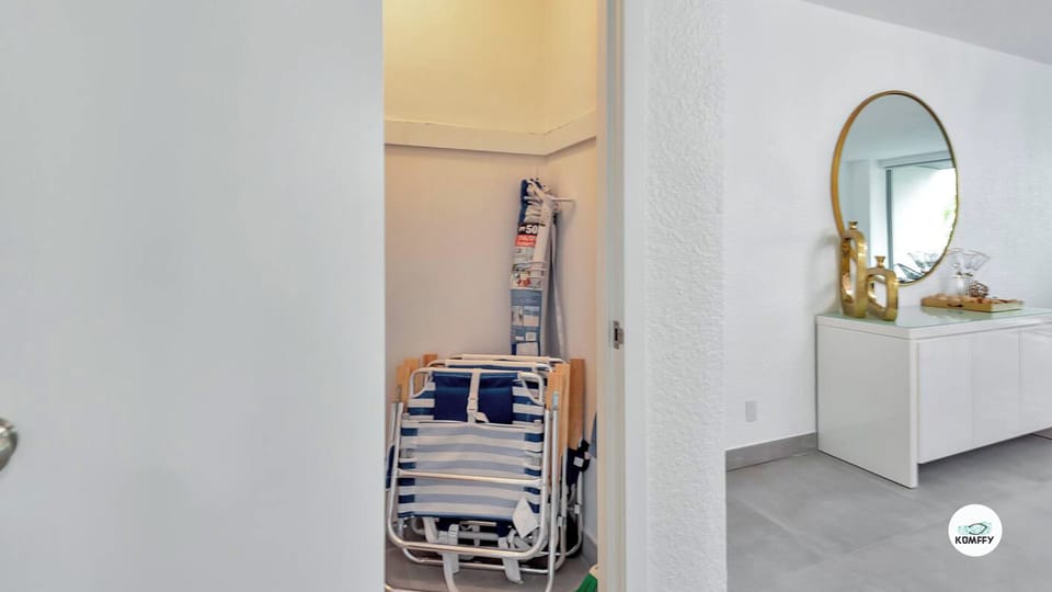 Design Apartment, Balcony, Garden View | Living area