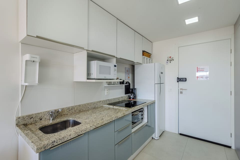 Basic Apartment | Private kitchen