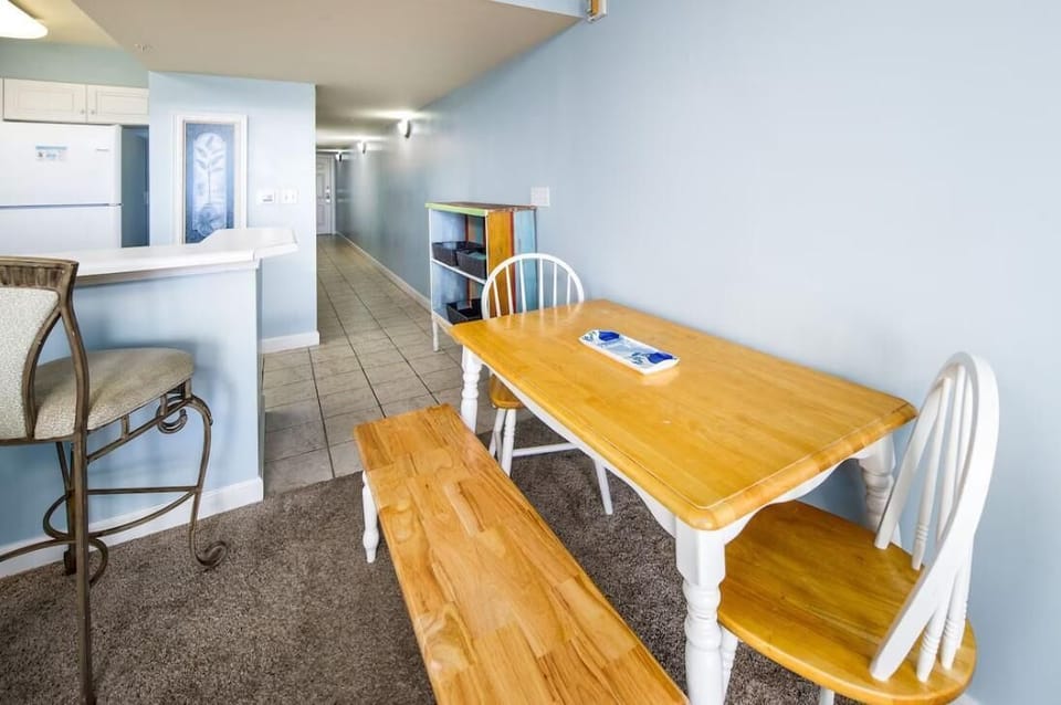 Condo, 1 Queen Bed with Sofa bed (Pelican Isle 107) | Interior