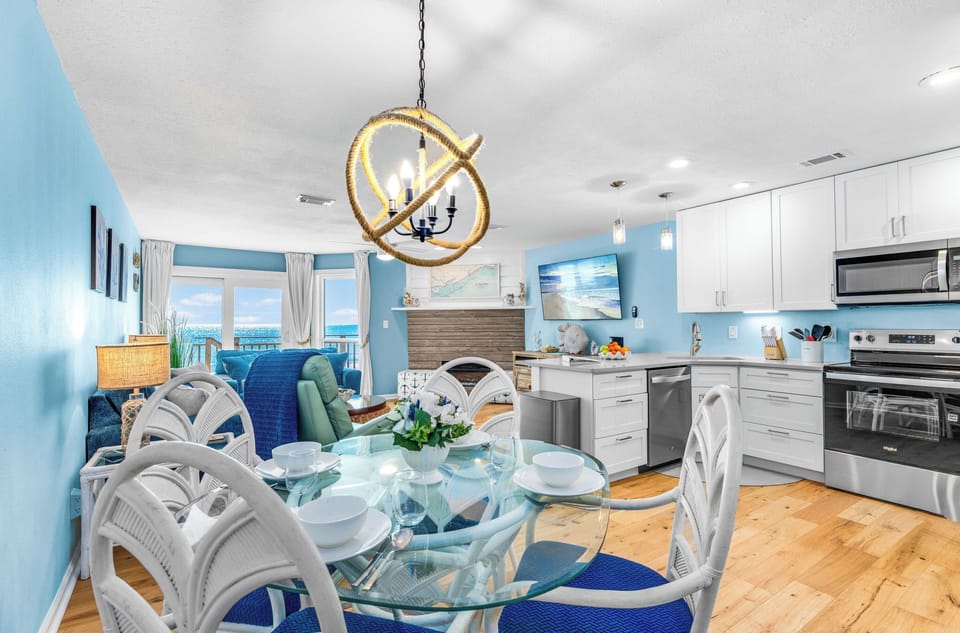 Open floor plan featuring a new kitchen and living room furniture!