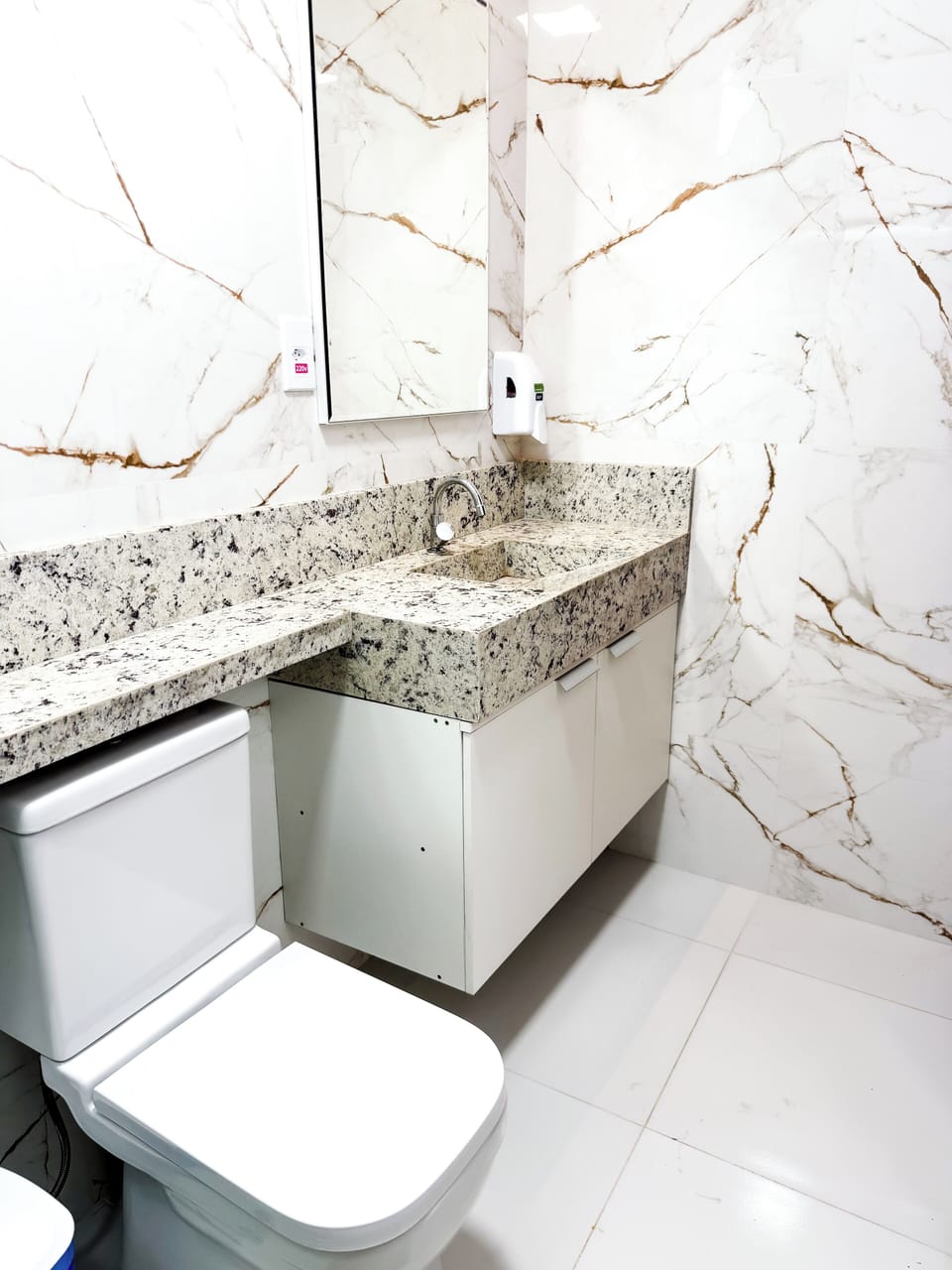 Comfort Twin Room | Bathroom | Shower, hair dryer, towels, soap