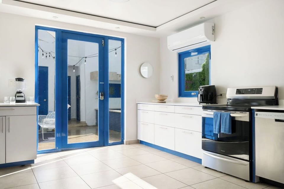 Apartment, 3 Bedrooms, Non Smoking, Kitchen | Private kitchen
