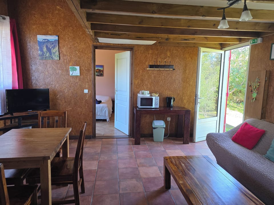 Comfort Apartment, Mountain View | Free WiFi