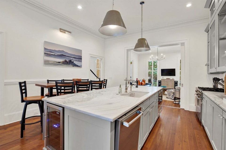 Seamless flow from kitchen to living spaces—ideal for entertaining.