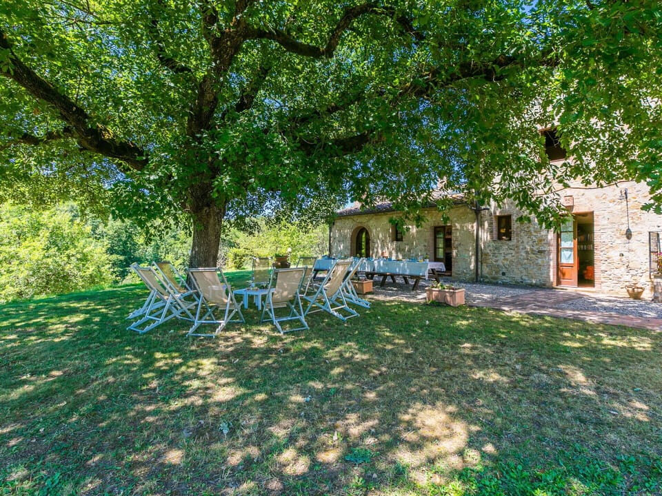 Cottage, Rural Area, Lawn, Farmhouse, Estate, Spring, Garden, Backyard, Yard, Shade