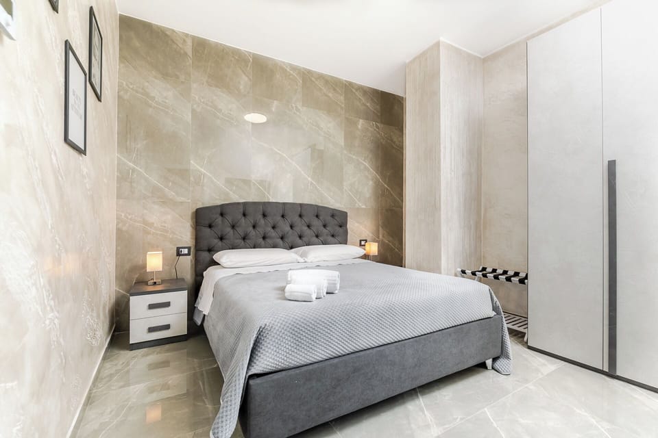 Superior Double Room, Balcony | Desk, laptop workspace, free WiFi