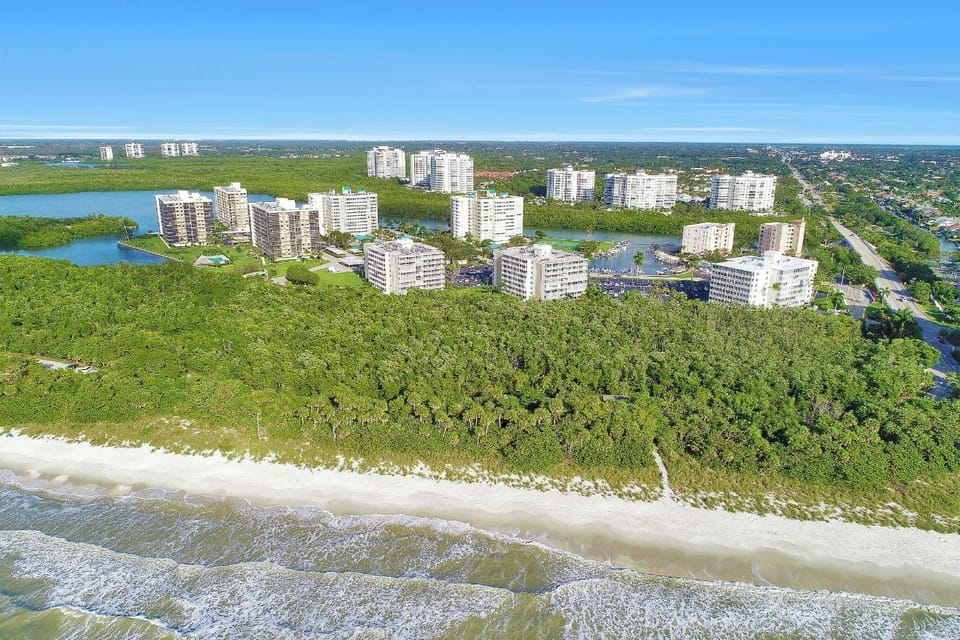 Vanderbilt Beach