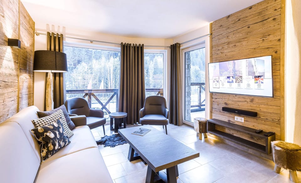 Suite, 3 Bedrooms | View from room