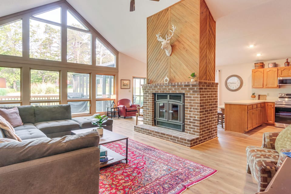 House (3 Bedrooms) | Interior