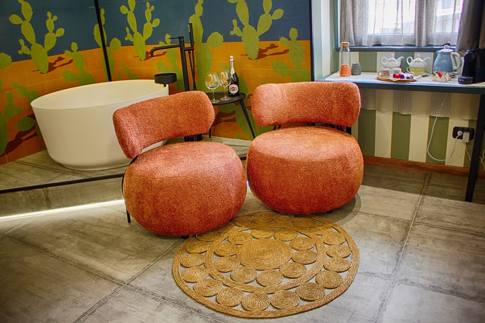 Junior Suite, Mountain View | Down comforters, in-room safe, desk, laptop workspace