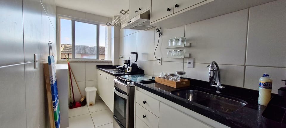 Basic Apartment | Private kitchen | Fridge, microwave, oven, stovetop