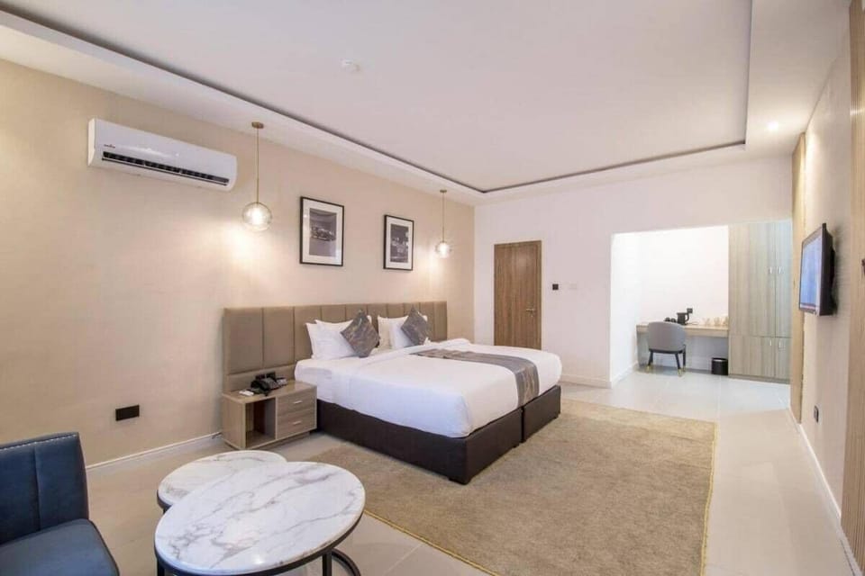 Signature Double Room | Soundproofing, free WiFi