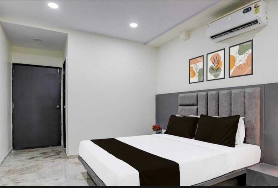 Deluxe Double Room | Free WiFi
