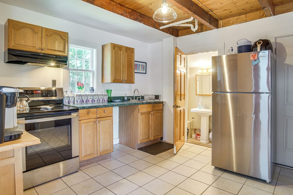 Kitchen | 1st Floor | Keurig & Drip Coffee Makers | Air Fryer | Cooking Basics