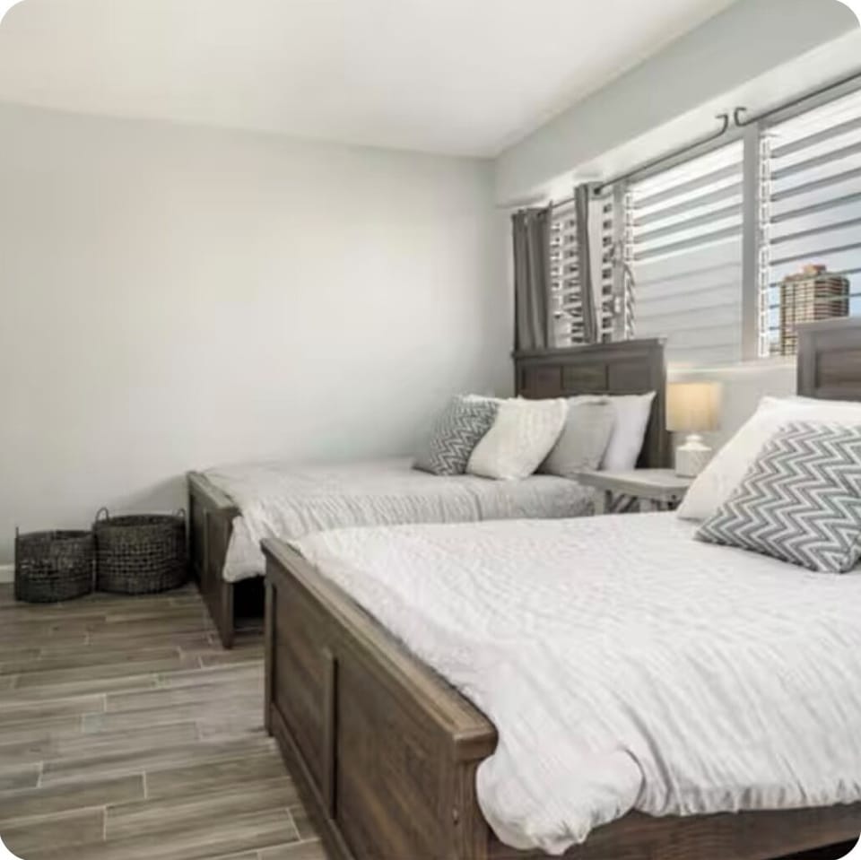 Back bedroom
