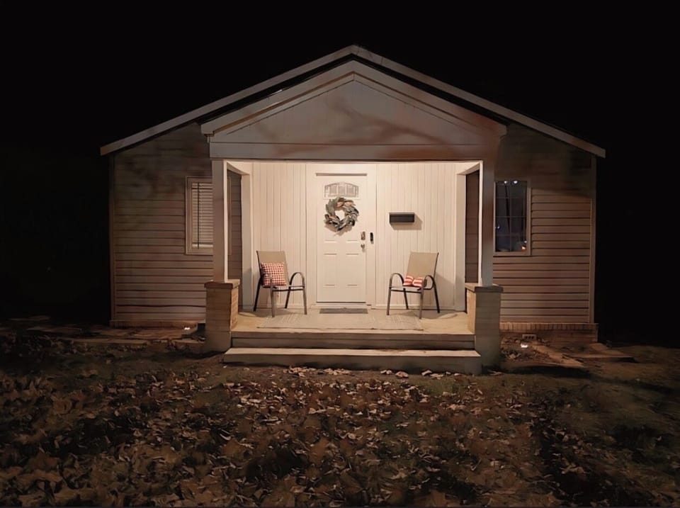 The House glows at night! Relax on the front porch in comfy chairs w/a drink!