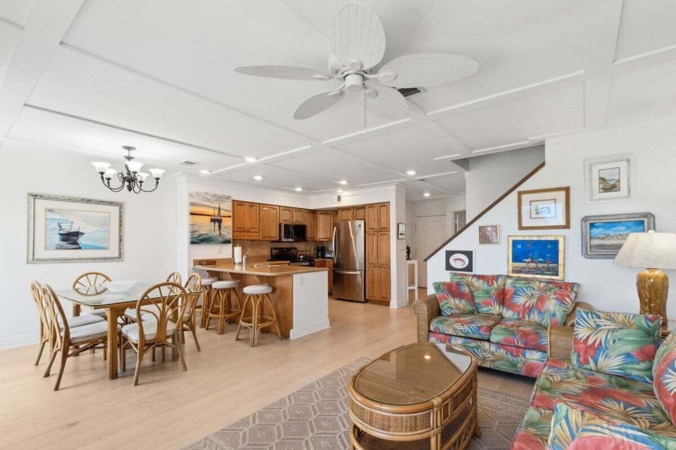 10-web-or-mls-5010 Summer Bch Blvd Unit 211-5
