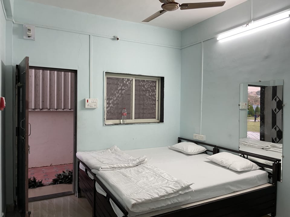 Deluxe Room, Garden View | Premium bedding, free WiFi, bed sheets