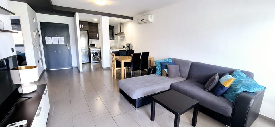 Apartment | Living room